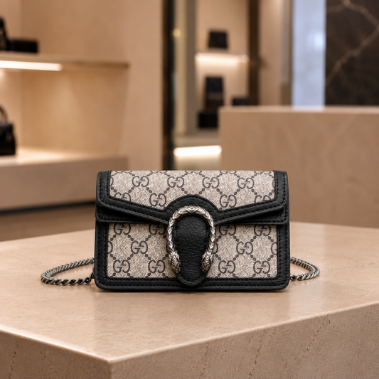sac pochette bandoulière monogramme Gucci sac qualité luxe pas cher marron noir Contour