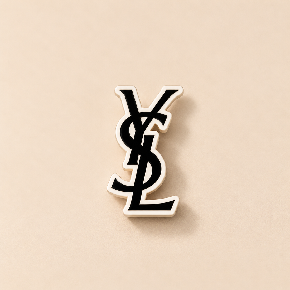 Charm Signature pour Crocs™ | Yves Saint Laurent